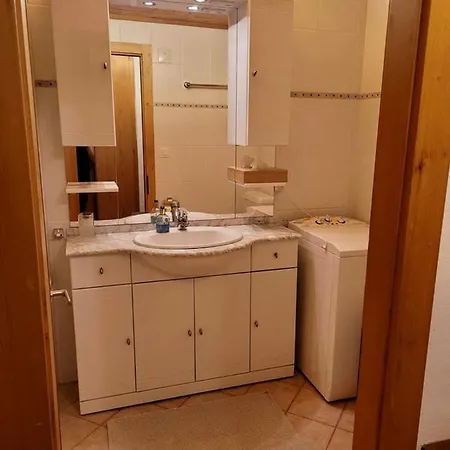 Highest Terrace Center. Comfort & View 公寓 韦尔比耶